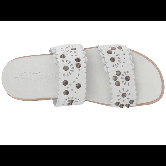 SOLD🌸FREE PEOPLE White Leather Spellbound Sandal - Picture 4 of 7